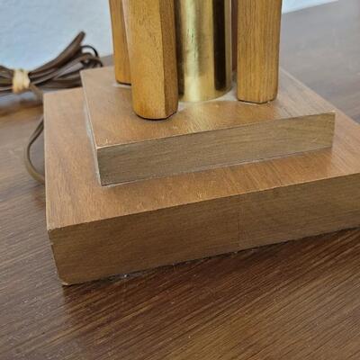 Lot 237: Vintage 29" Tall Mid Century Modern Table Lamp 