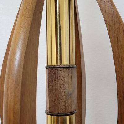 Lot 239: Vintage 29" Tall Mid Century Modern Table Lamp - Repair Job 