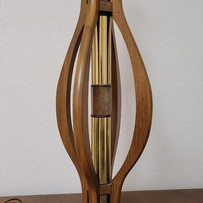 Lot 239: Vintage 29" Tall Mid Century Modern Table Lamp - Repair Job 