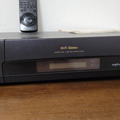 Lot 240: Vintage SONY SLV-720HF Video Cassette Recorder 