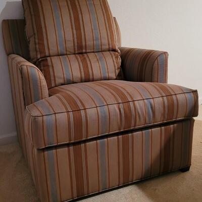 Lot 252: Vintage TOUCHSTONE Chair w/ Ottoman 40" x 36" x 36" (Ottoman is 33" x 25" x 17")