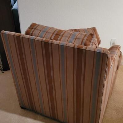 Lot 252: Vintage TOUCHSTONE Chair w/ Ottoman 40" x 36" x 36" (Ottoman is 33" x 25" x 17")