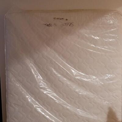Lot 253: New Mattress 60" x 72" 