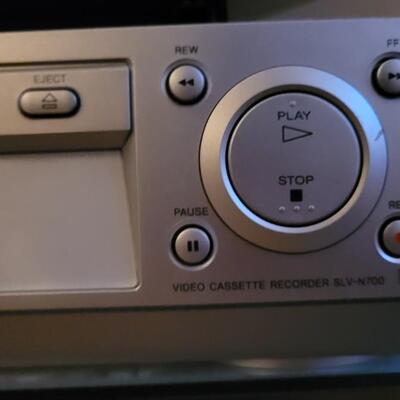 Lot 256: VHS Player TESTED A+