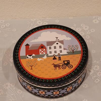 Lot 257: Vintage Oreo, Norman Rockwell and Amish Scene Tins