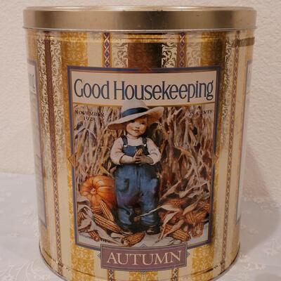 Lot 258: Vintage Mini Magnet Cans and Good Housekeeping 4 Seasons (popcorn size) Tin