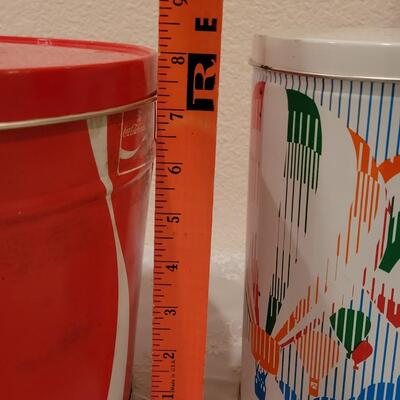 Lot 259: Vintage Coca-Cola Tin and Hot Air Balloon Tin