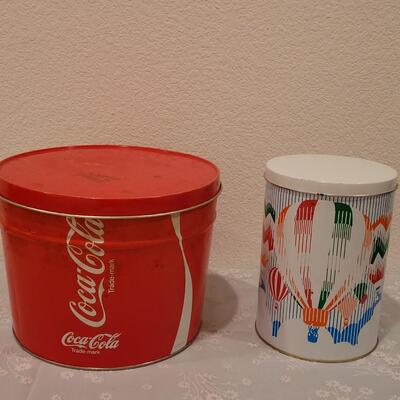 Lot 259: Vintage Coca-Cola Tin and Hot Air Balloon Tin
