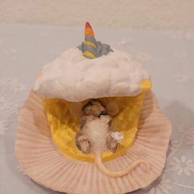 Lot 260: (2) Charming Tails Figurines 