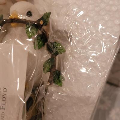 Lot 261: (2) Charming Tails Figurines 