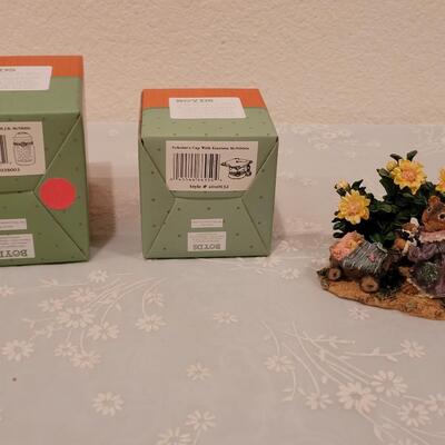 Lot 262: Boyd's Bears Figurine and (2) Trinket Boxes