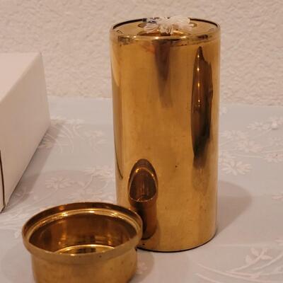 Lot 263: Vintage Brass Cat and Eddie Bauer Oil Lamp