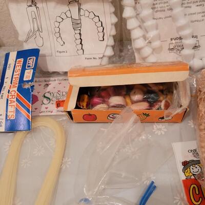 Lot 264: Doll Making Lot