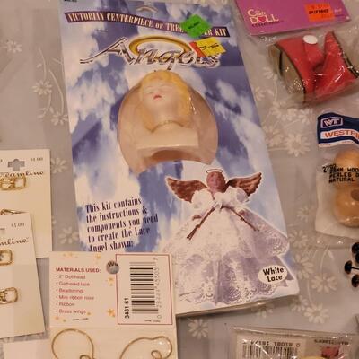 Lot 264: Doll Making Lot