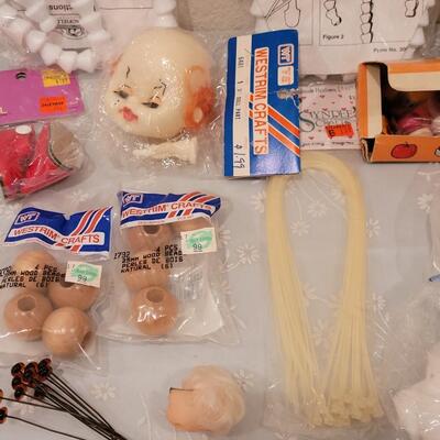 Lot 264: Doll Making Lot
