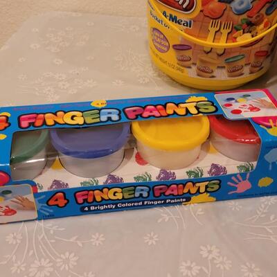 Lot 267: Finger Paints, Play-Doh Set and Kid Concoction Books & Set