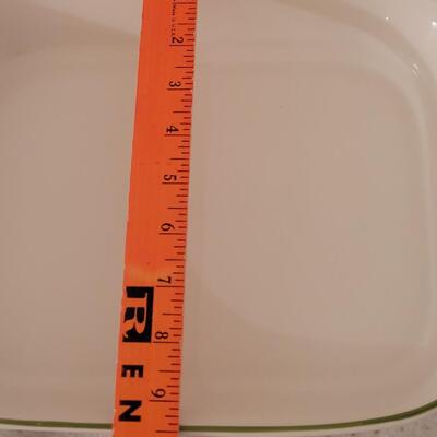 Lot 281: Royal Albert Old Country Roses Dish Set