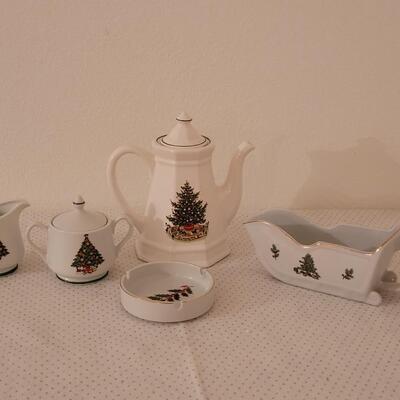 Lot 283:  Vintage Mixed Christmas Tea Set, Sleigh Dish and Ashtray 