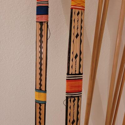 Lot 289:  2 Bows and 6 Arrows
