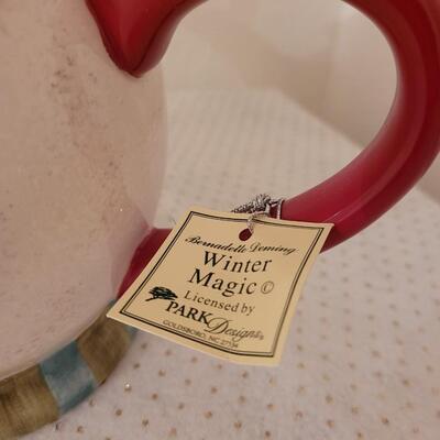 Lot 290: New Snowman Teapot and Stackable Snowman Coffee Mugs