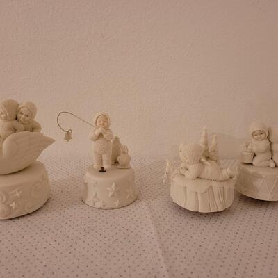 Lot 311:  Snowbabies lot 