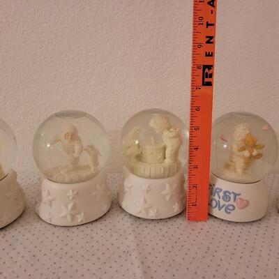 Lot 312: Snowbabies Snow Globes (5)