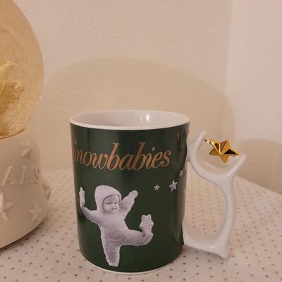 Lot 323: Large Snowbabies Water Globe, Picture and Mug