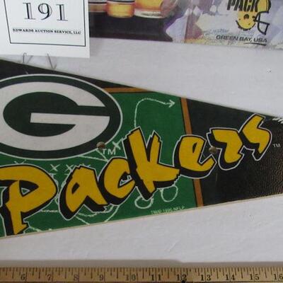 GB Packers Lg Poster and Large Wood Pennant Wall Hanging