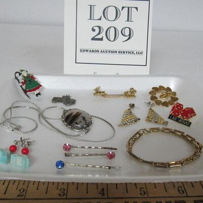 Lot of Contemporary Jewelry