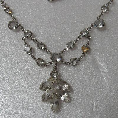 Pretty Vintage Sterling Rhinestone Necklace - Read description
