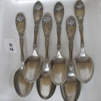 6 Vintage Tea Spoons La Vigne 1908 by 1881 Rogers A-1 