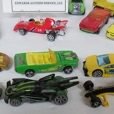 Lot of 15 Hot Wheels, Matchbox, Matel Toy Cars