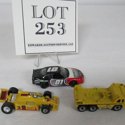 Lot of 15 Hot Wheels, Matchbox, Matel Toy Cars