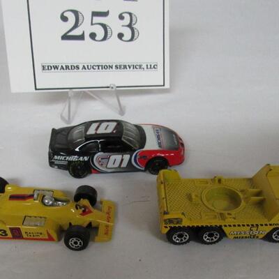 Lot of 15 Hot Wheels, Matchbox, Matel Toy Cars