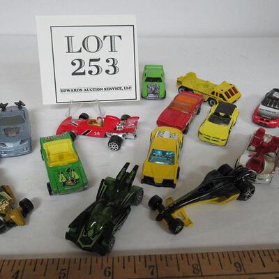 Lot of 15 Hot Wheels, Matchbox, Matel Toy Cars