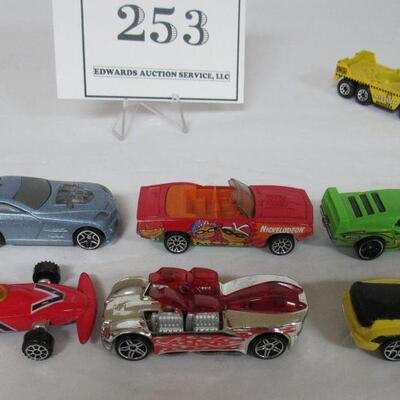 Lot of 15 Hot Wheels, Matchbox, Matel Toy Cars