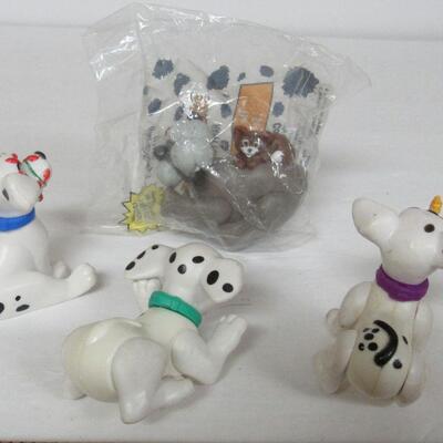 4 Older 101 Dalmations Dogs Figures Hard Plastic