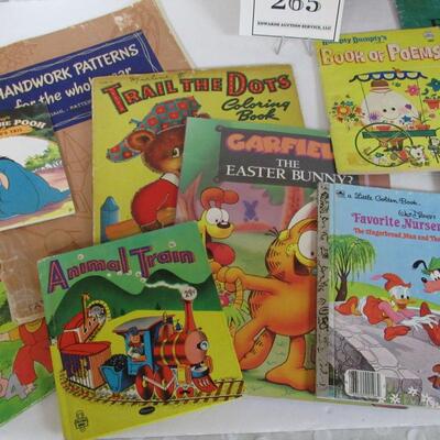 Lot of Vintage to Modern Child's Books