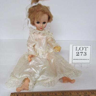 Vntage Bride Doll Marked R 14