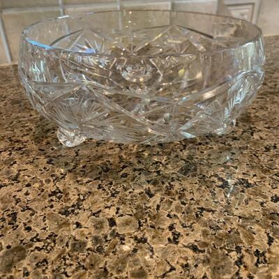 9" crystal bowl with feet 