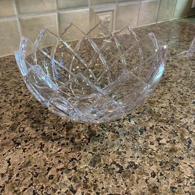 8" crystal bowl with cut out design on edge
