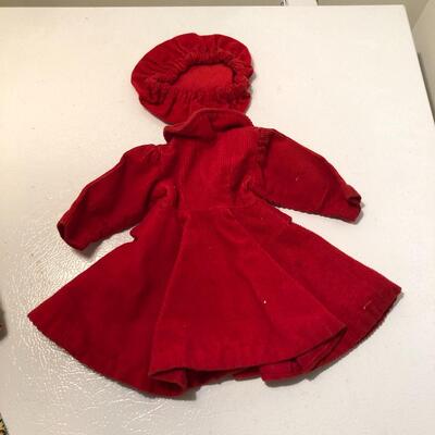 Lot 39 - Alice Doll Size Clothes