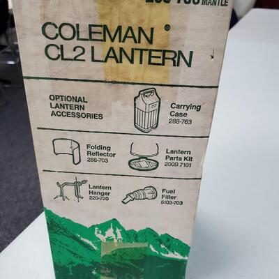 Coleman CL2 Lantern   New in Box