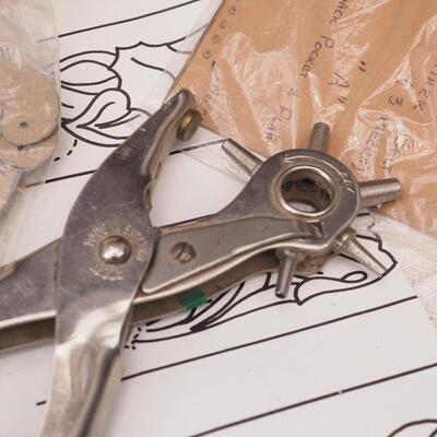 Lot 111 Leather lacing. Leather lacing post, patterns, lots of Leather craft things 