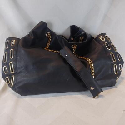 Leather Yoki Purse