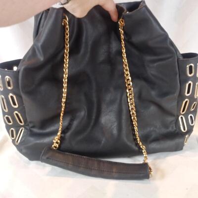 Leather Yoki Purse