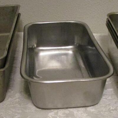 #44 Seven loaf pans