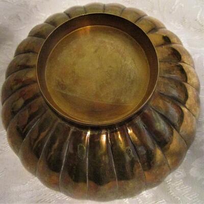 #70 Brass looking bowl