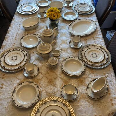 Vintage Lenox Hartwell House 1999 5 piece complete dining set - 47 piece set