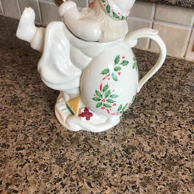 Vintage Lenox Santa Holiday Collection teapot with gold accents MINT